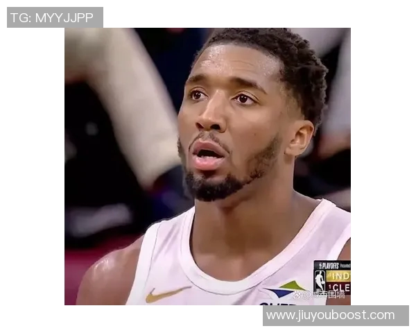 米切尔半场表现抢眼16分钟内高效贡献12分3板1助1断1帽 米切尔半场表现抢眼16分钟内高效贡献12分3板1助1断1帽