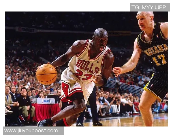 太阳本赛季开局表现略逊于上赛季前13场战绩对比引人关注