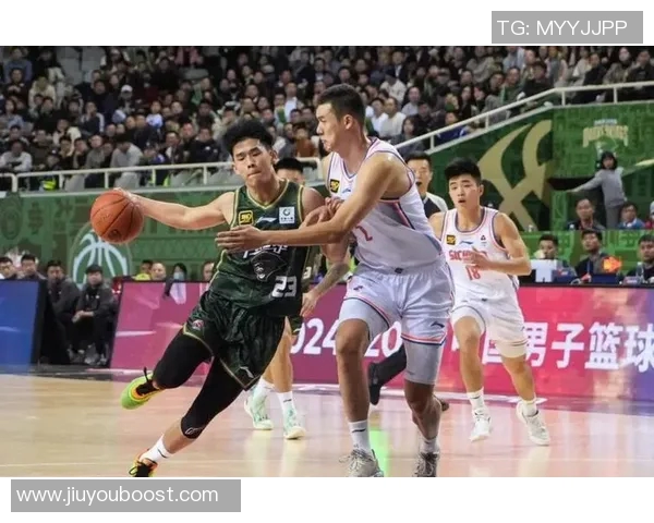 媒体人点评林葳表现：手感与选择待改进防守与组织能力显著提升